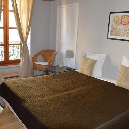 Maison Maxil Hotel Massat Zewnętrze zdjęcie