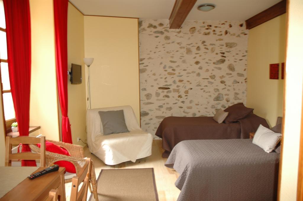 Maison Maxil Hotel Massat Zewnętrze zdjęcie