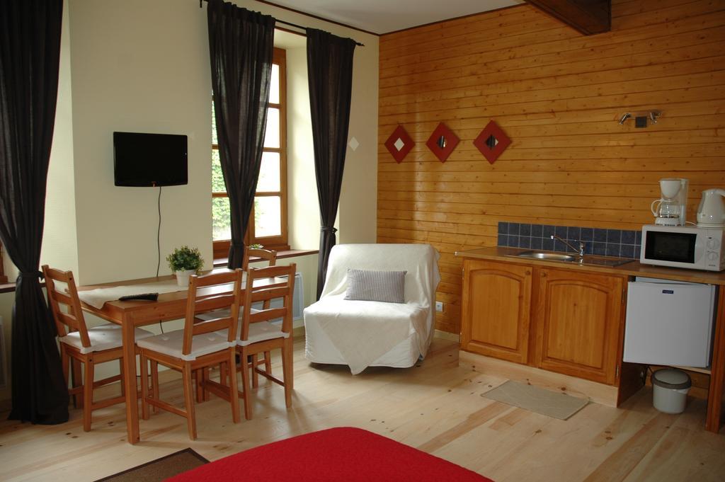 Maison Maxil Hotel Massat Zewnętrze zdjęcie
