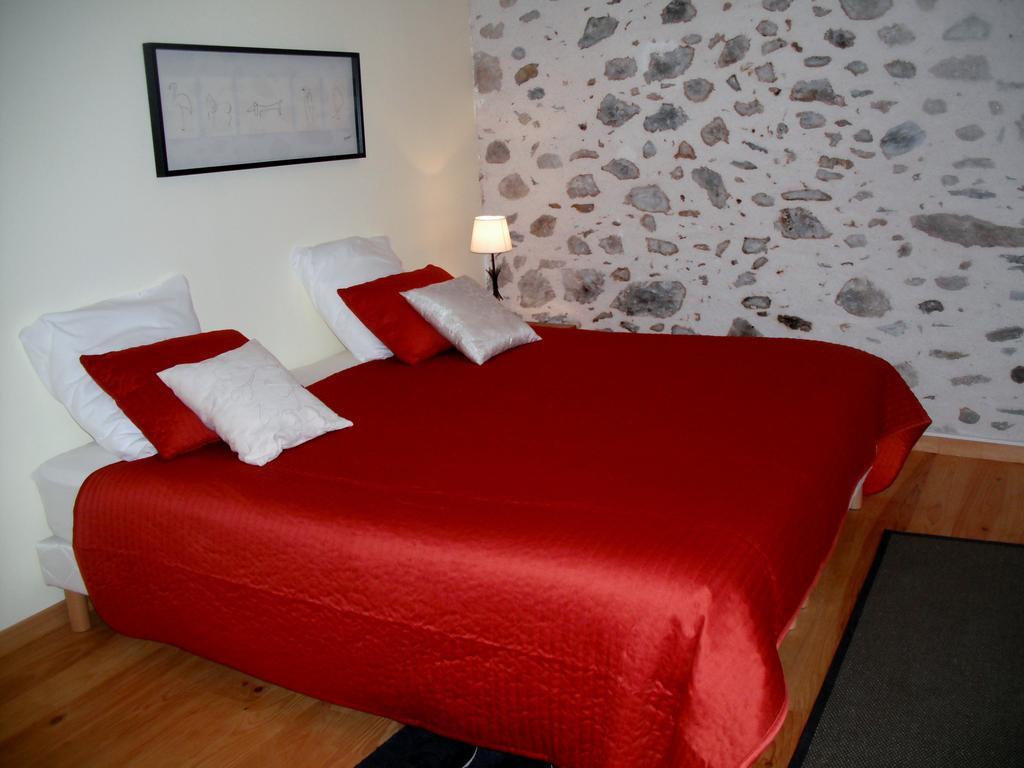 Maison Maxil Hotel Massat Zewnętrze zdjęcie
