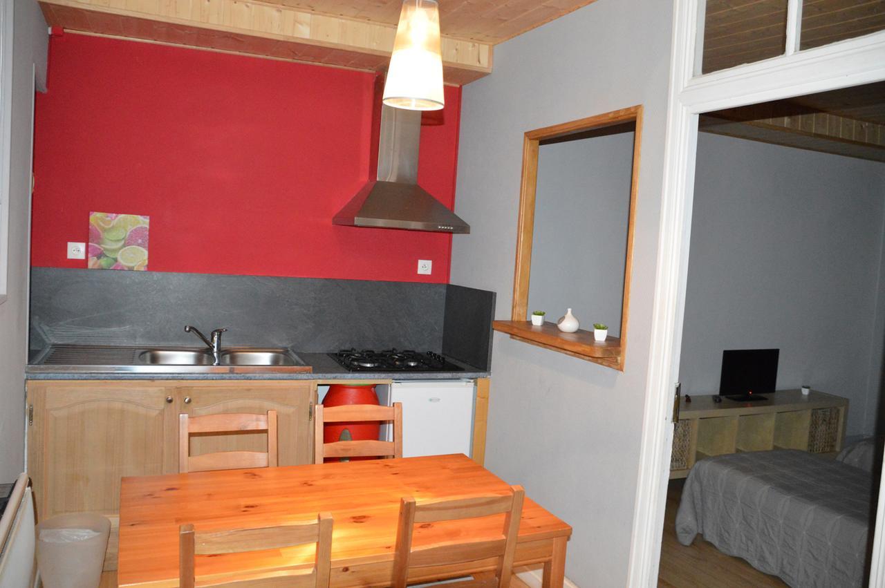 Maison Maxil Hotel Massat Zewnętrze zdjęcie