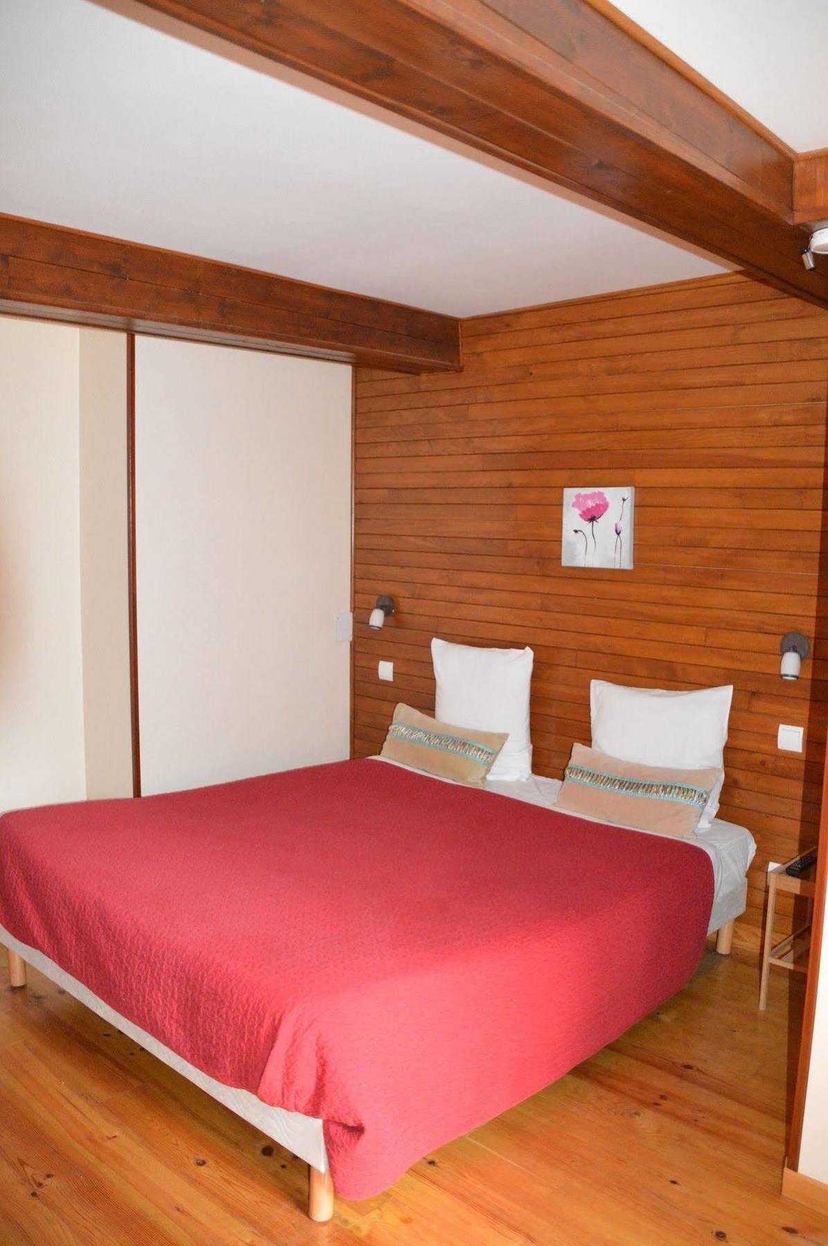 Maison Maxil Hotel Massat Zewnętrze zdjęcie