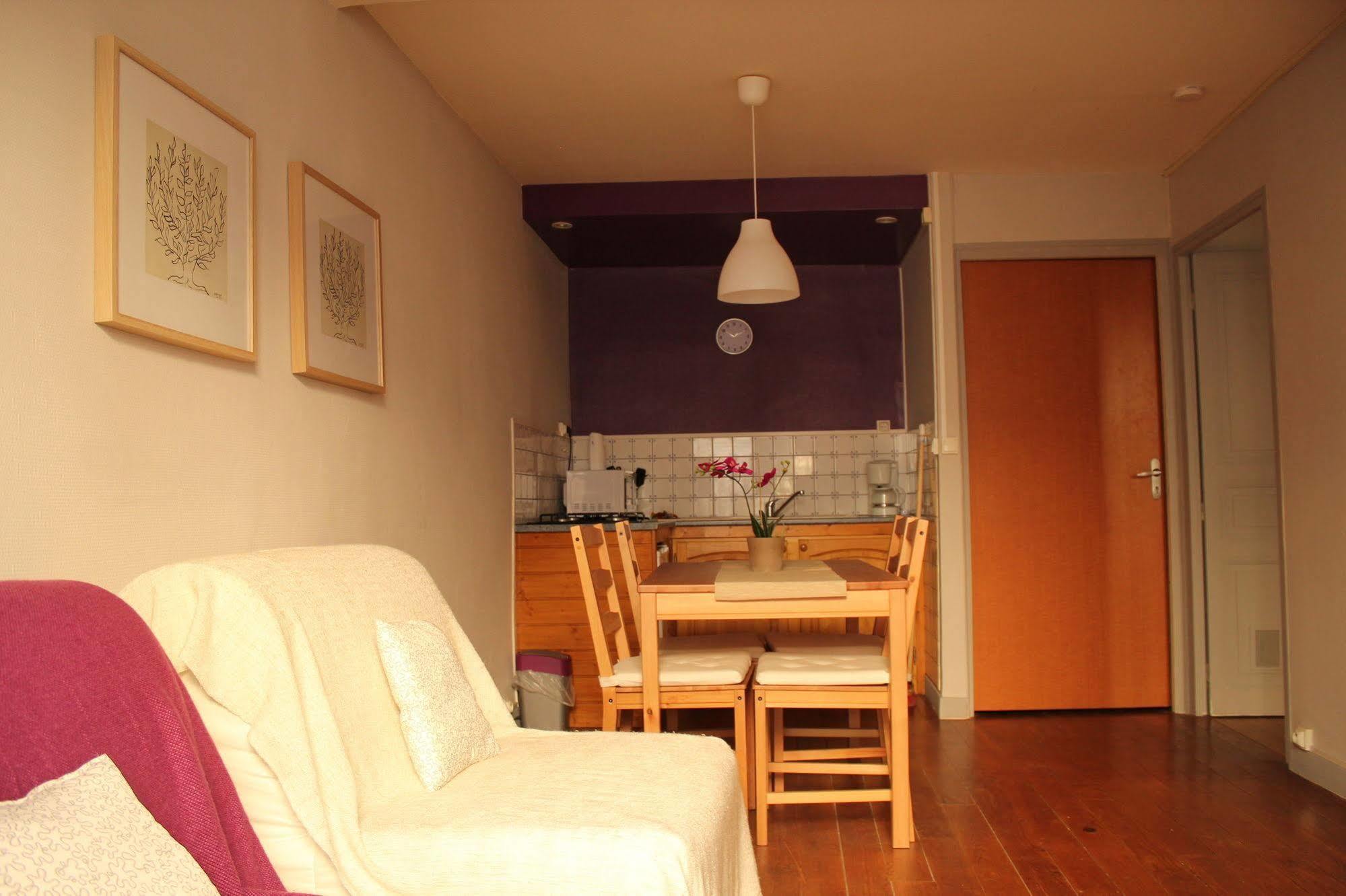 Maison Maxil Hotel Massat Zewnętrze zdjęcie