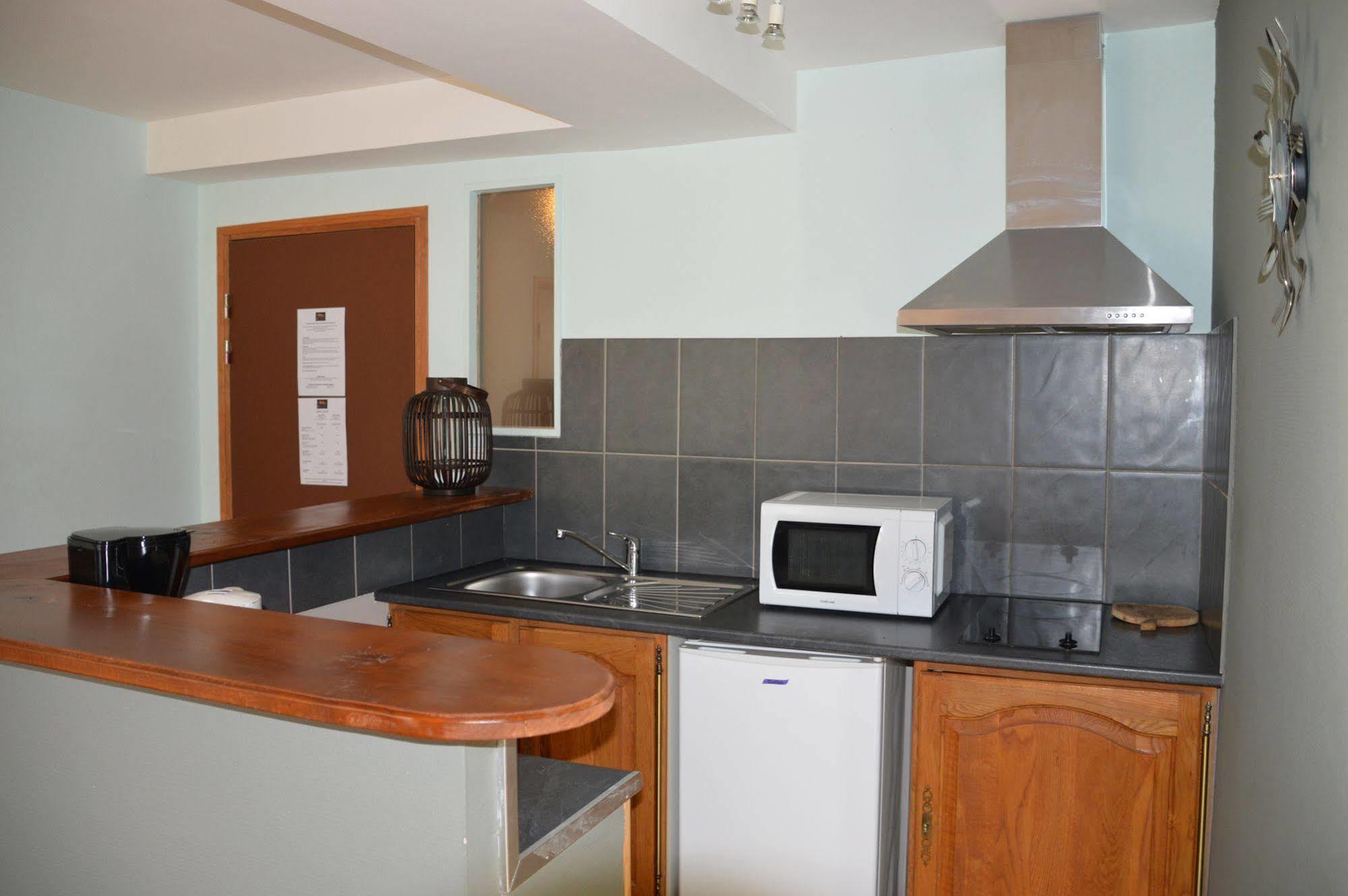 Maison Maxil Hotel Massat Zewnętrze zdjęcie
